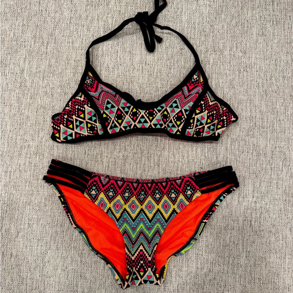 Xhilaration Colorful Geometric Bikini Set